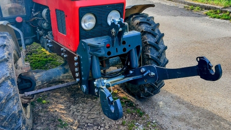 ELEVADOR FRONTAL UNIVERSAL PARA TRACTOR CAT. 2 1500KG