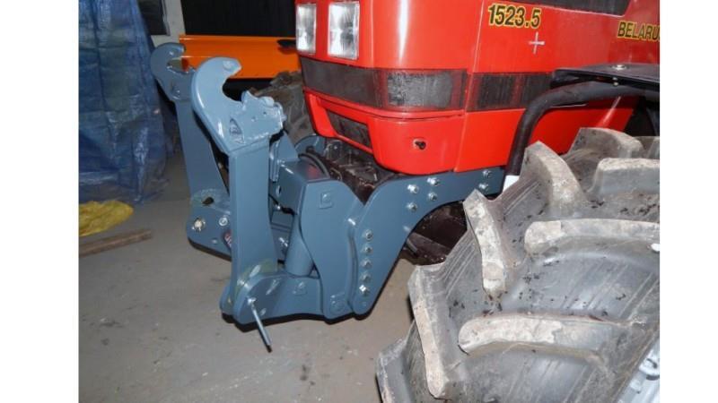 KIT UNIVERSAL DE HIDRÁULICA PARA CARGADOR FRONTAL CATEGORÍA 3 PARA TRACTOR 2250kg
