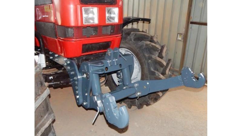 KIT UNIVERSAL CARGADOR FRONTAL HIDRÁULICO CATEGORÍA 3 PARA TRACTOR 2250kg