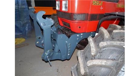 KIT UNIVERSAL DE HIDRÁULICA PARA CARGADOR FRONTAL CATEGORÍA 3 PARA TRACTOR 2250kg